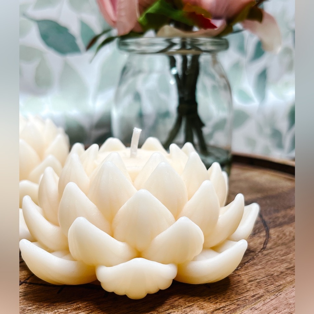 🪷Lotus Flower Premium Soy Candle 🪷